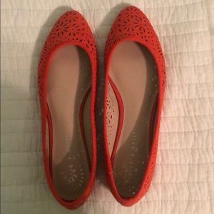 Women’s flats